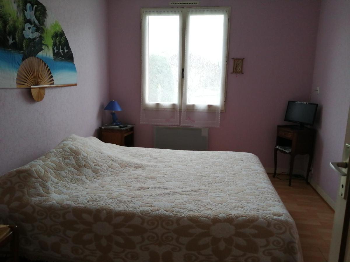 Bed and Breakfast La Pomponnette Bouresse Zewnętrze zdjęcie